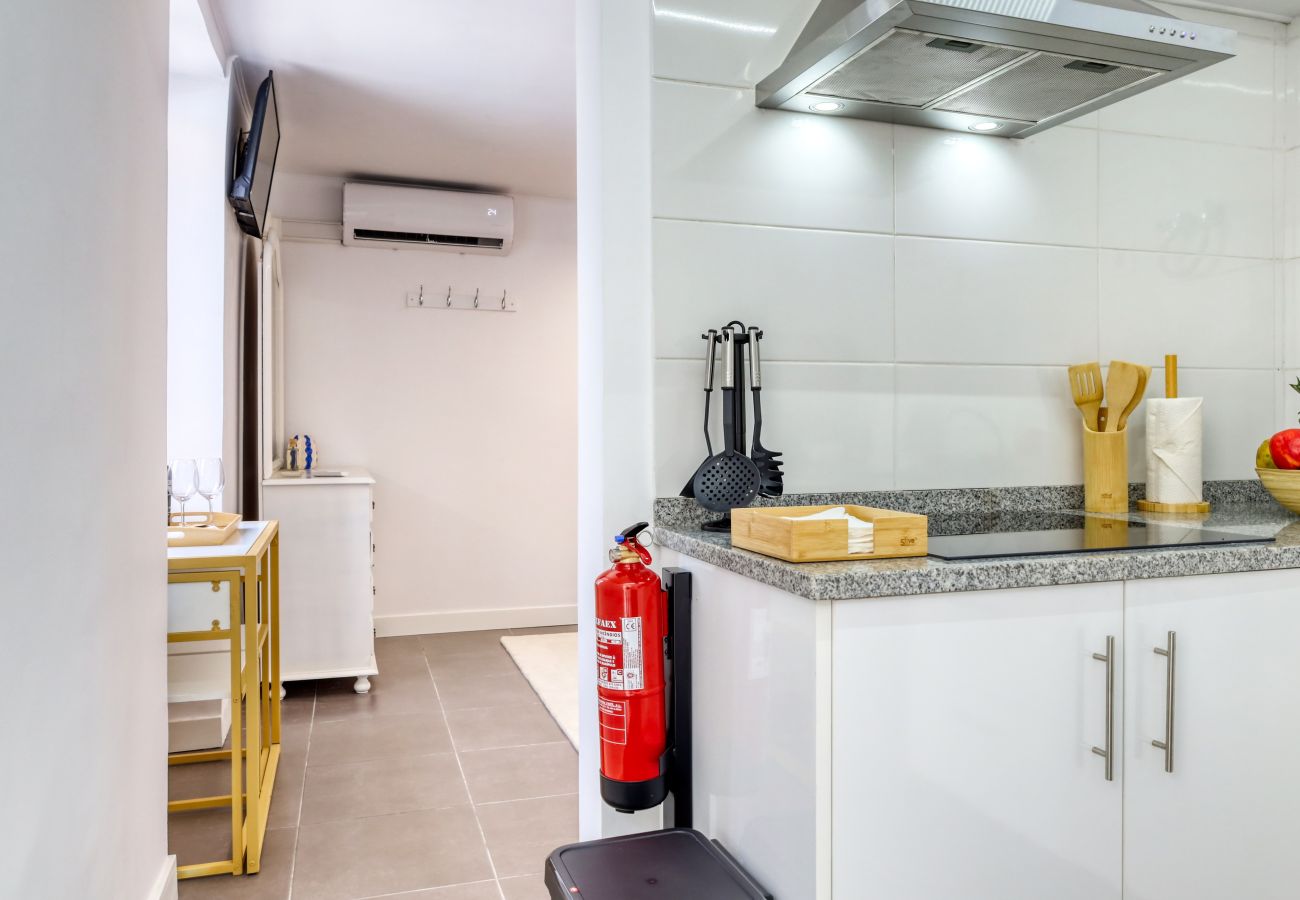 Apartment in Ponta do Sol - Casa da Tia Celeste III, a Home in Madeira