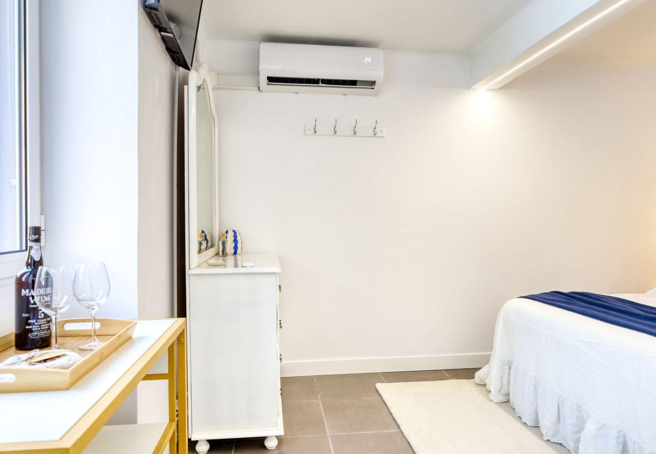 Apartment in Ponta do Sol - Casa da Tia Celeste III, a Home in Madeira