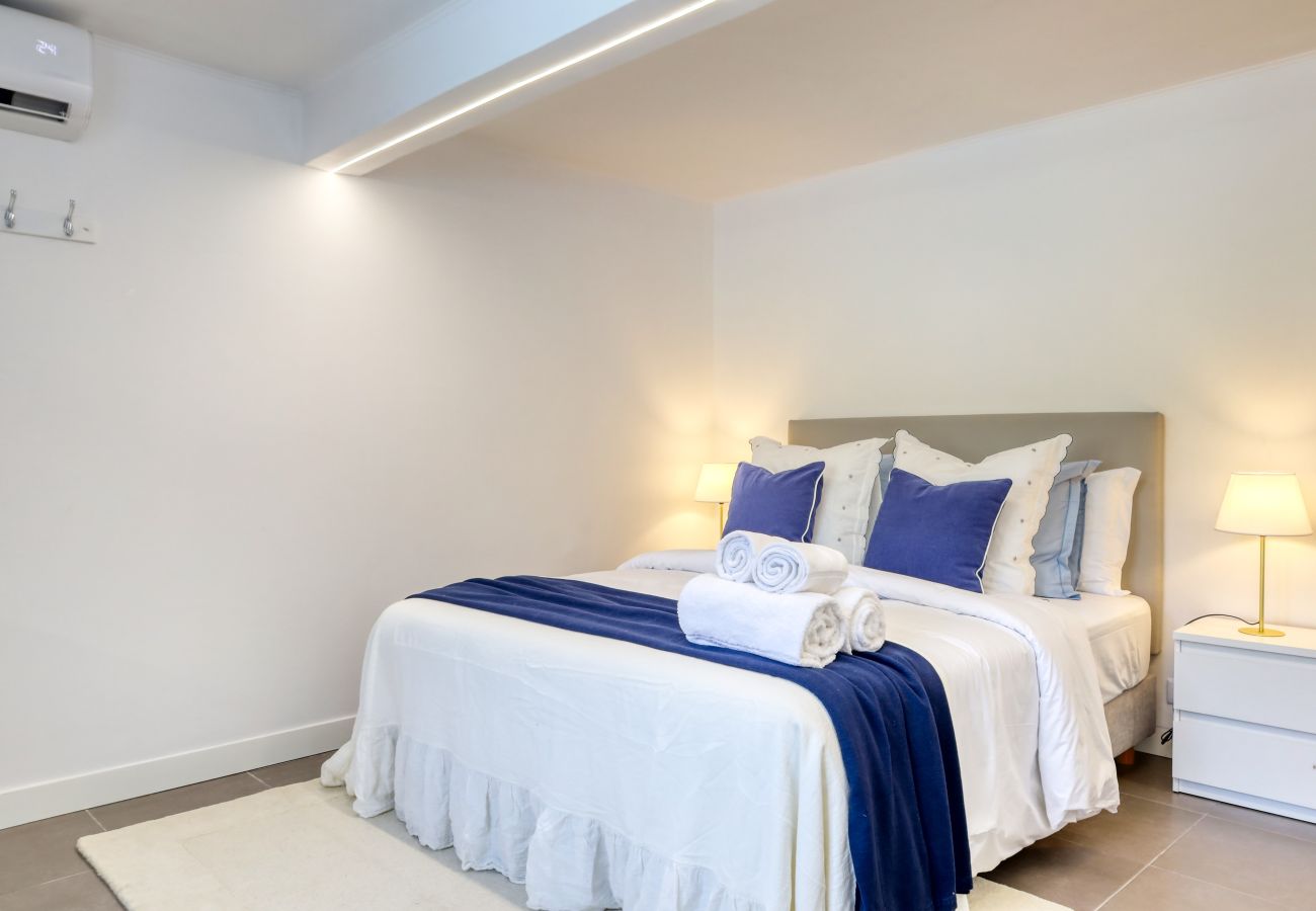 Apartment in Ponta do Sol - Casa da Tia Celeste III, a Home in Madeira
