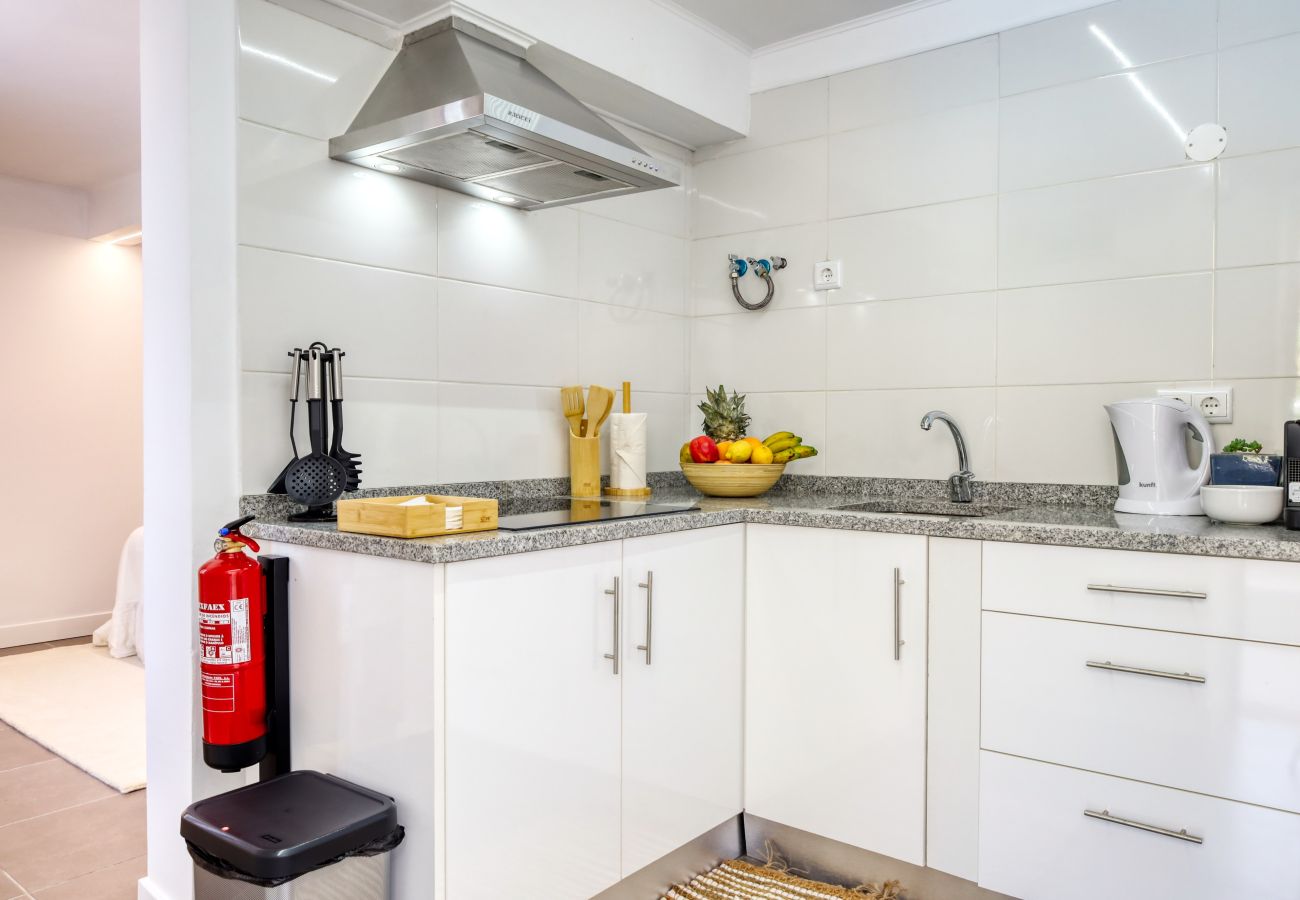 Apartment in Ponta do Sol - Casa da Tia Celeste III, a Home in Madeira