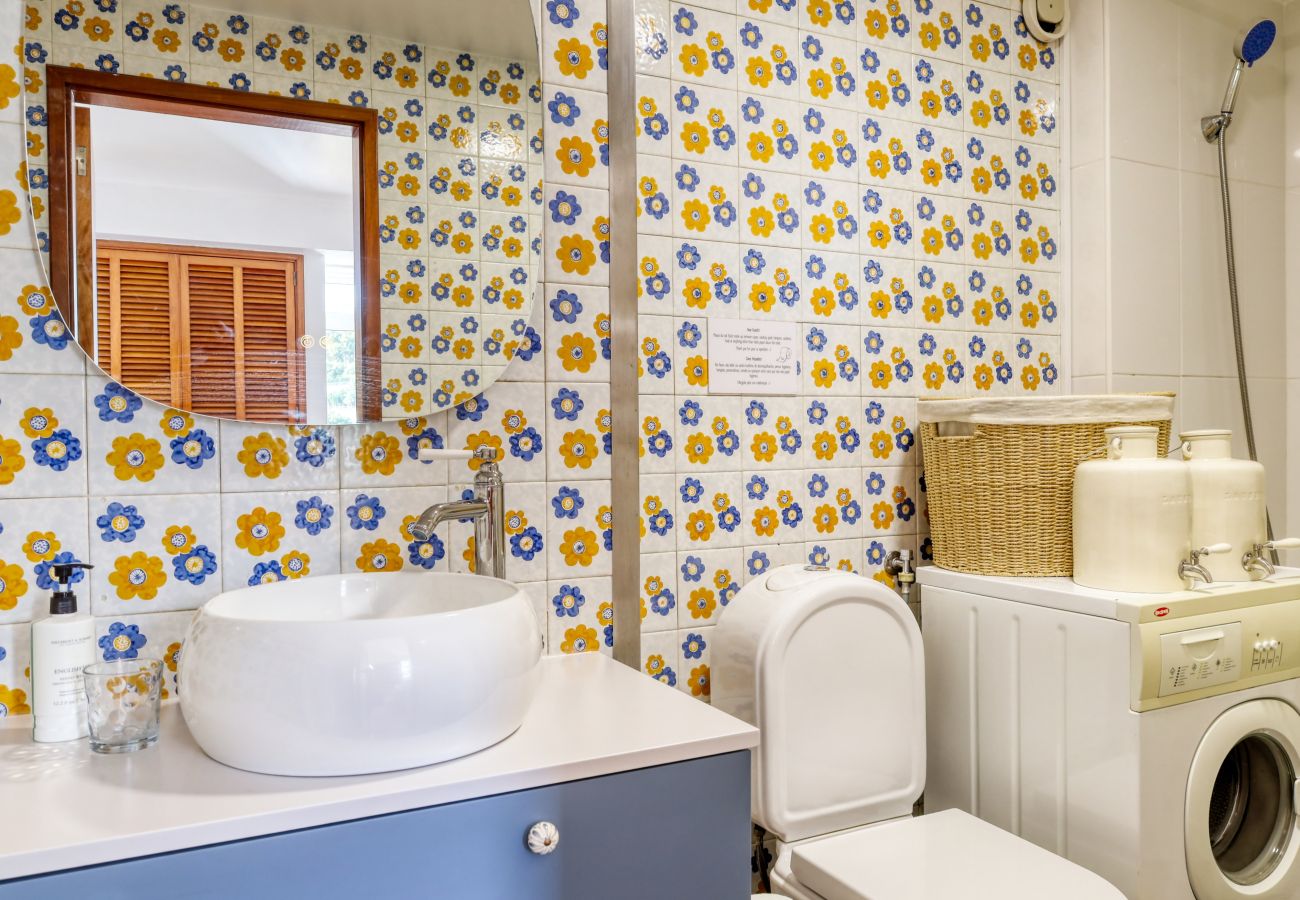 Apartment in Funchal - Aida's Place, a Home in Madeira