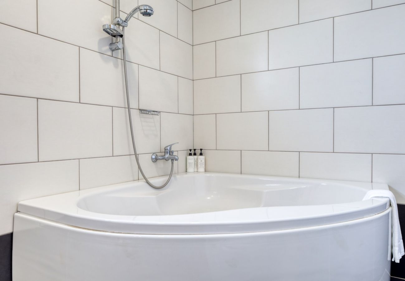 House in Ponta do Sol - Ponta do Sol Sea View, a Home in Madeira