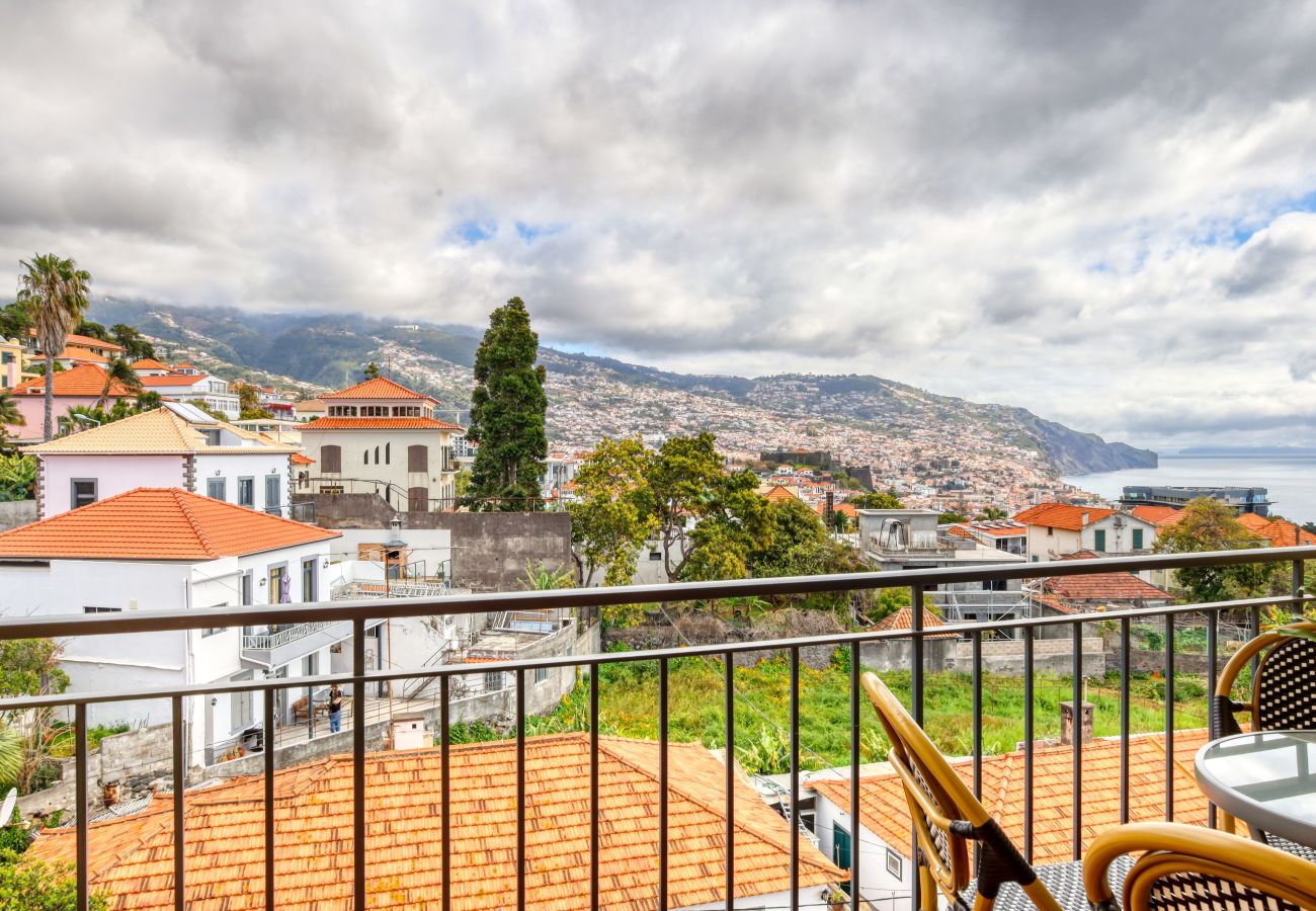 Apartment in Funchal - Graça's Place, a Home in Madeira