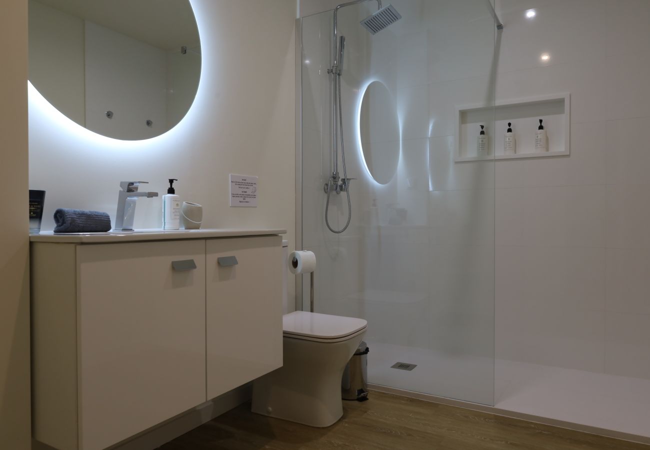 Apartment in Funchal - Monumental 189 2E, a Home in Madeira