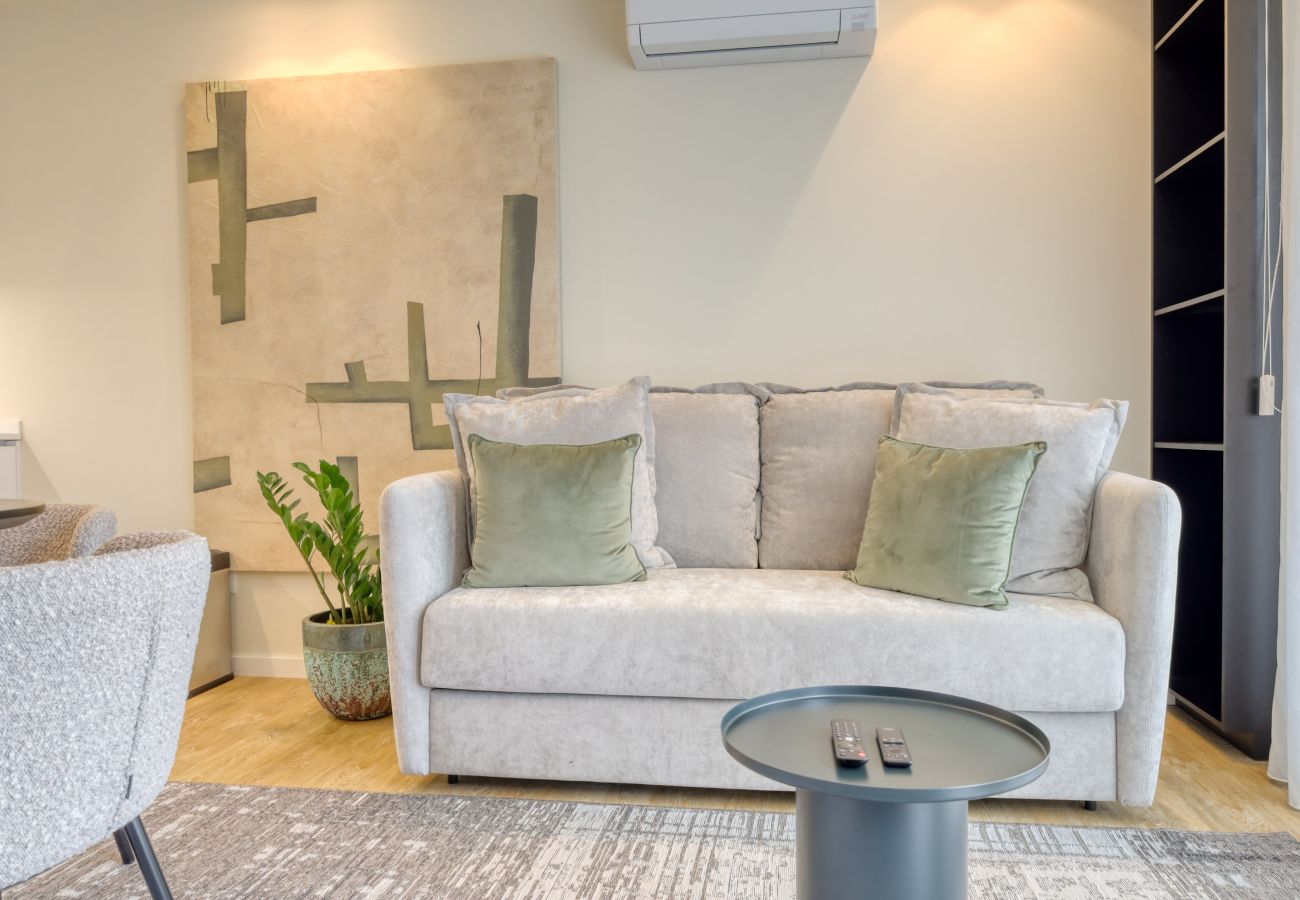 Apartment in Funchal - Monumental 189 2E, a Home in Madeira