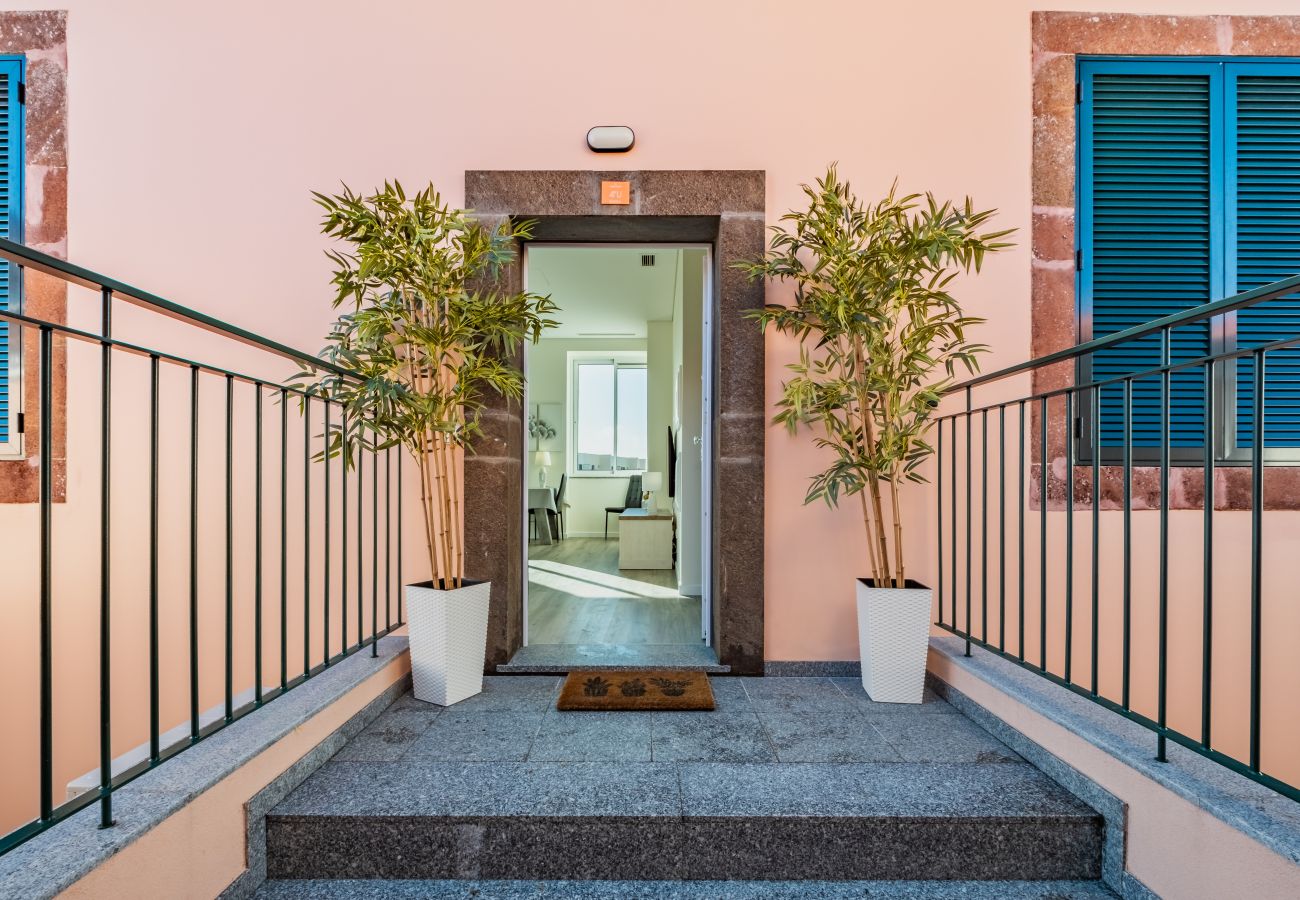 Apartment in Funchal - Sé Cathedral Rooftop, a Home in Madeira