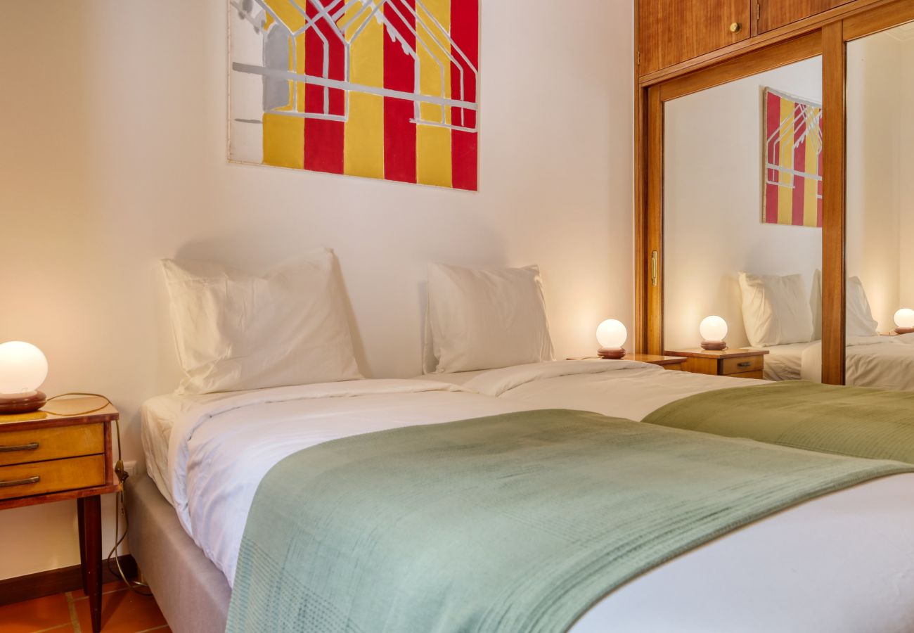 Apartment in Santa Cruz - Verde Água Garajau, a Home in Madeira