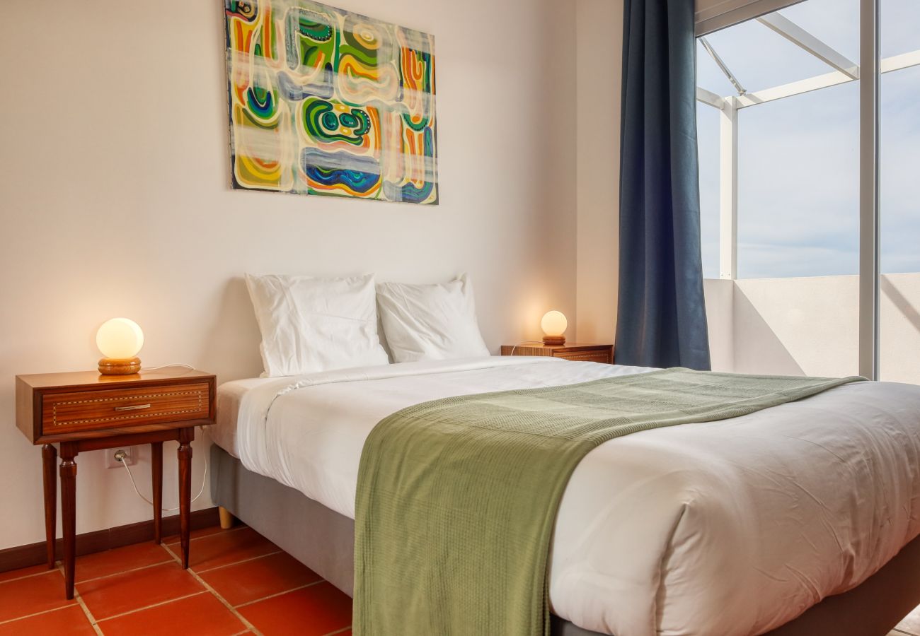 Apartment in Santa Cruz - Verde Água Garajau, a Home in Madeira