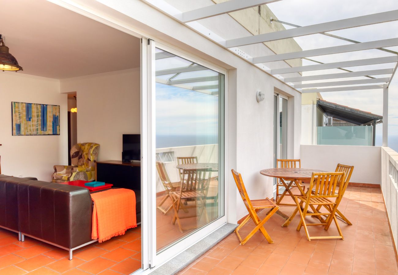 Apartment in Santa Cruz - Verde Água Garajau, a Home in Madeira