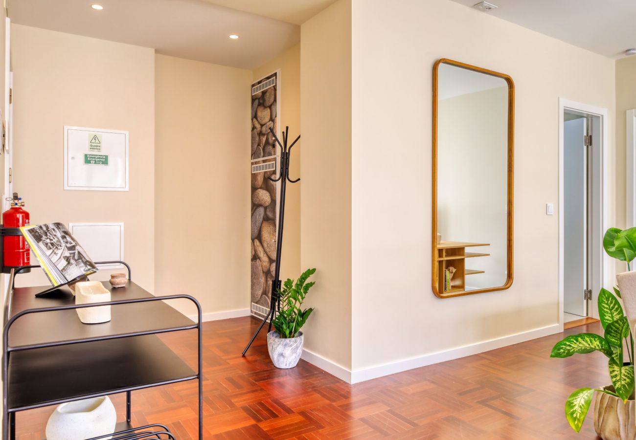 Apartment in Funchal - Refúgio no Funchal II, a Home in Madeira