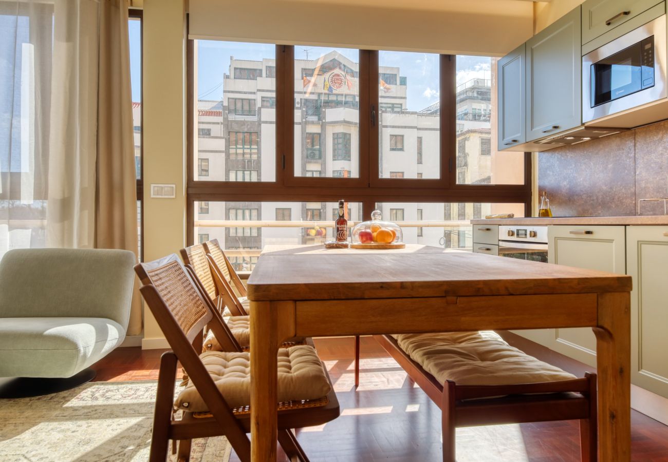 Apartment in Funchal - Refúgio no Funchal II, a Home in Madeira