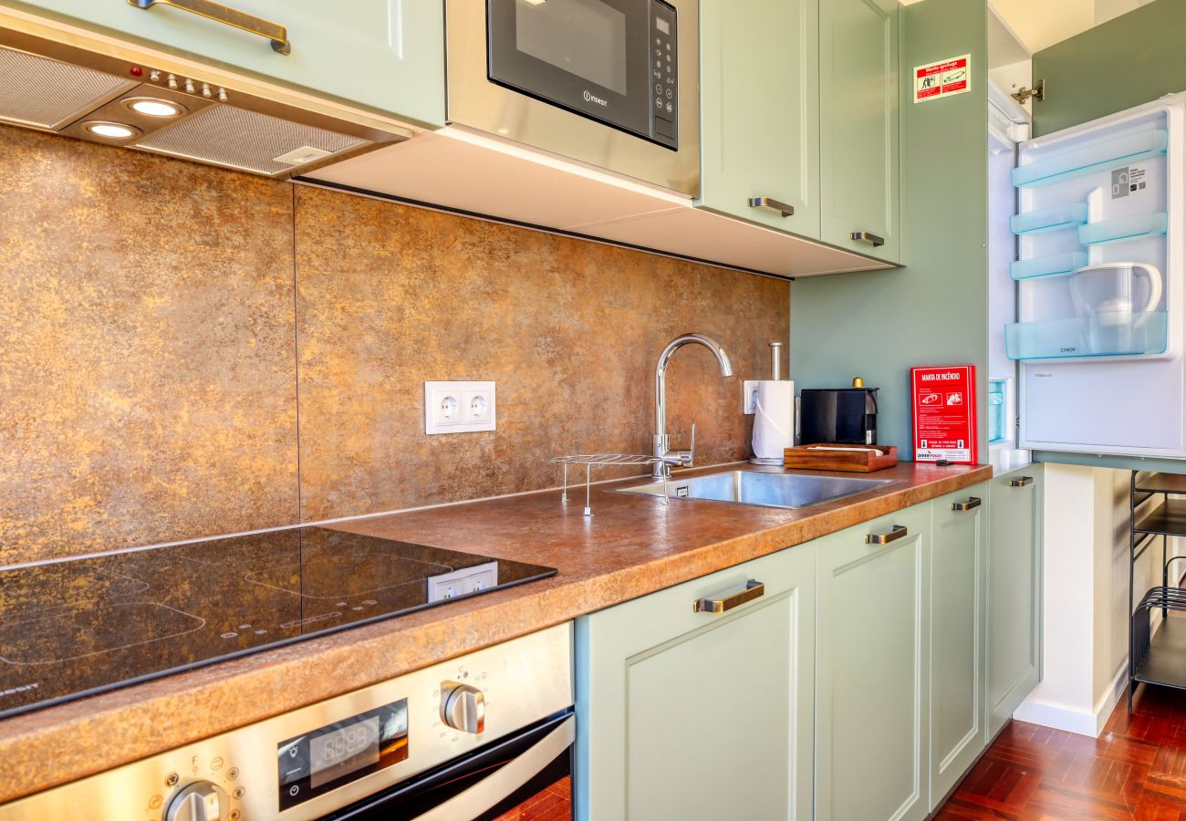 Apartment in Funchal - Refúgio no Funchal II, a Home in Madeira