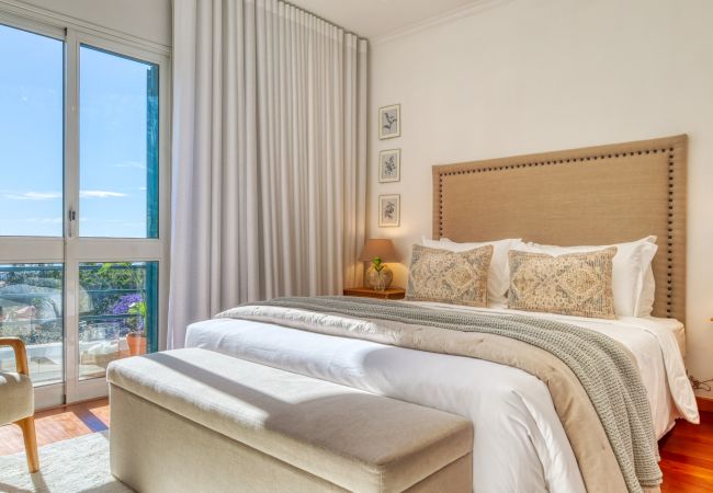 Apartment in Funchal - Funchal Infinity, a Home in Madeira
