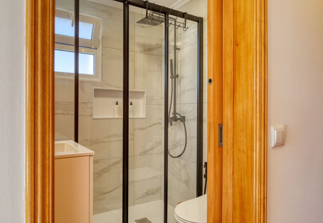 Apartment in Funchal - Funchal Infinity, a Home in Madeira