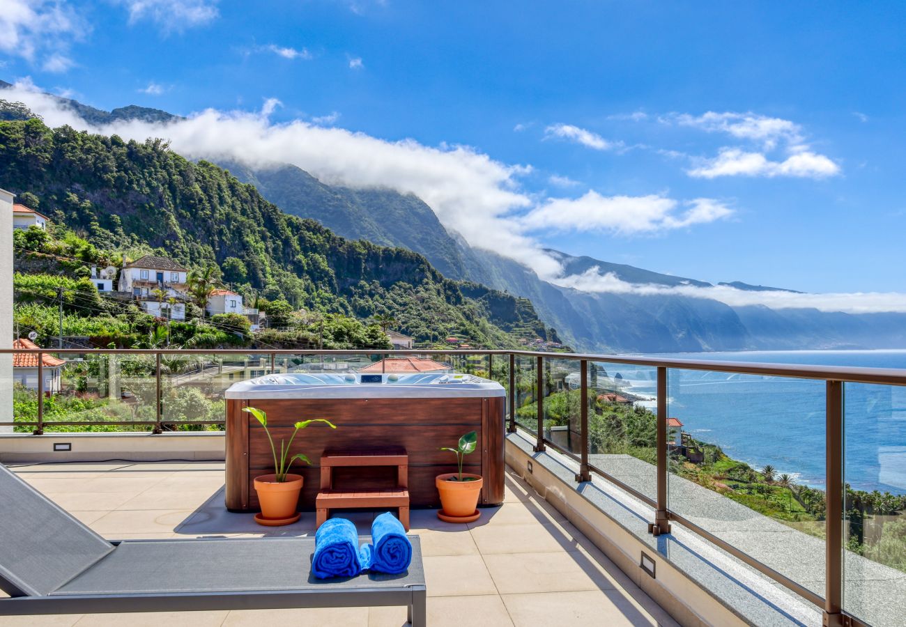 Apartment in São Vicente - Casa da Mercês Ⅰ, a Home in Madeira