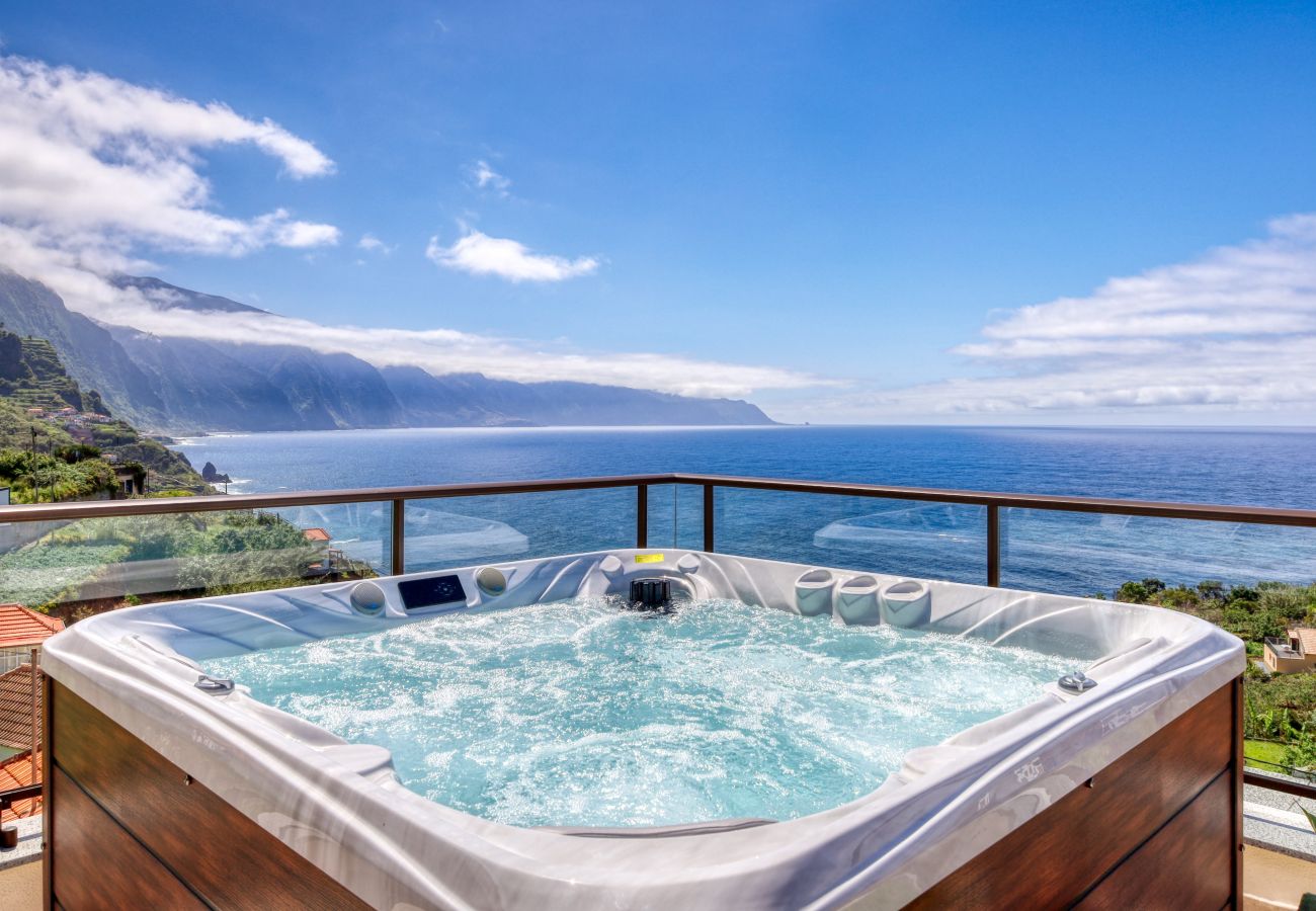 Apartment in São Vicente - Casa da Mercês Ⅰ, a Home in Madeira