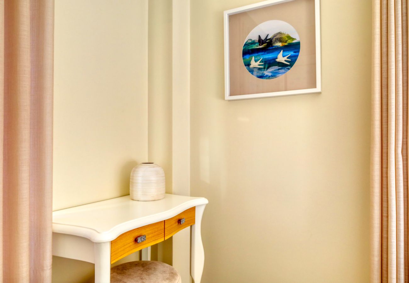 Apartment in Ponta do Sol - Casa São Tiago, a Home in Madeira