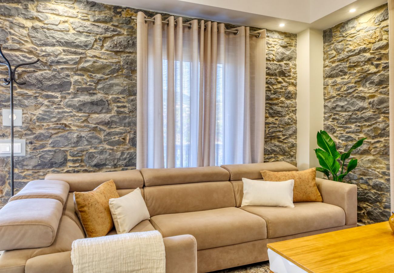 Apartment in Ponta do Sol - Casa São Tiago, a Home in Madeira