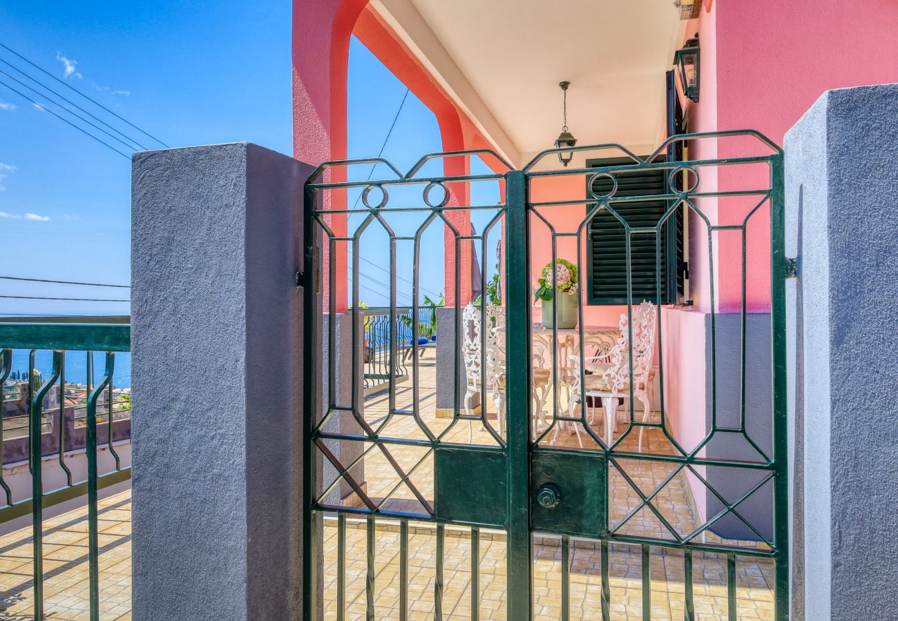 Apartment in Ponta do Sol - Sunrise House, a Home in Madeira