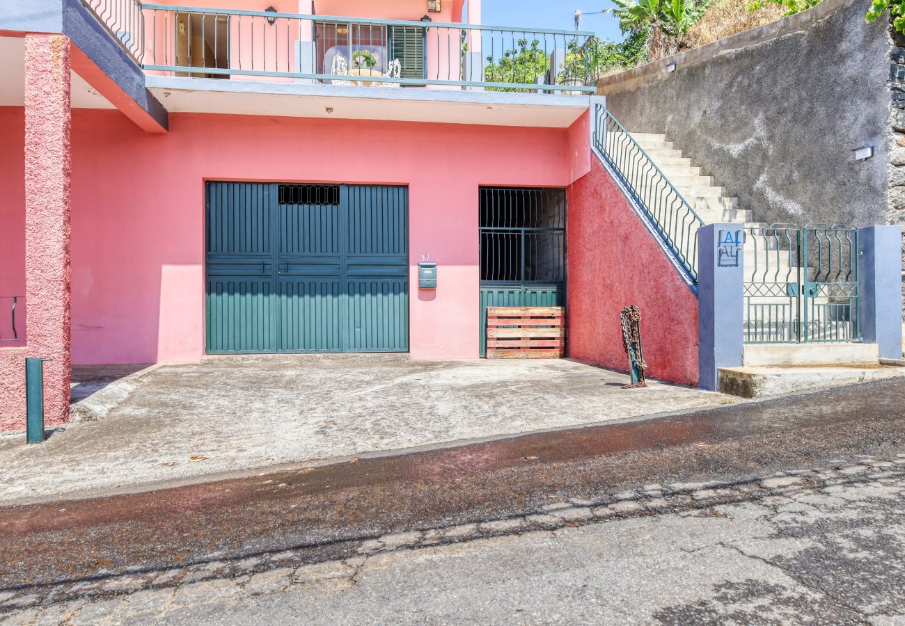 Apartment in Ponta do Sol - Sunrise House, a Home in Madeira
