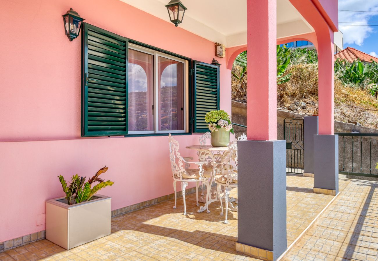 Apartment in Ponta do Sol - Sunrise House, a Home in Madeira