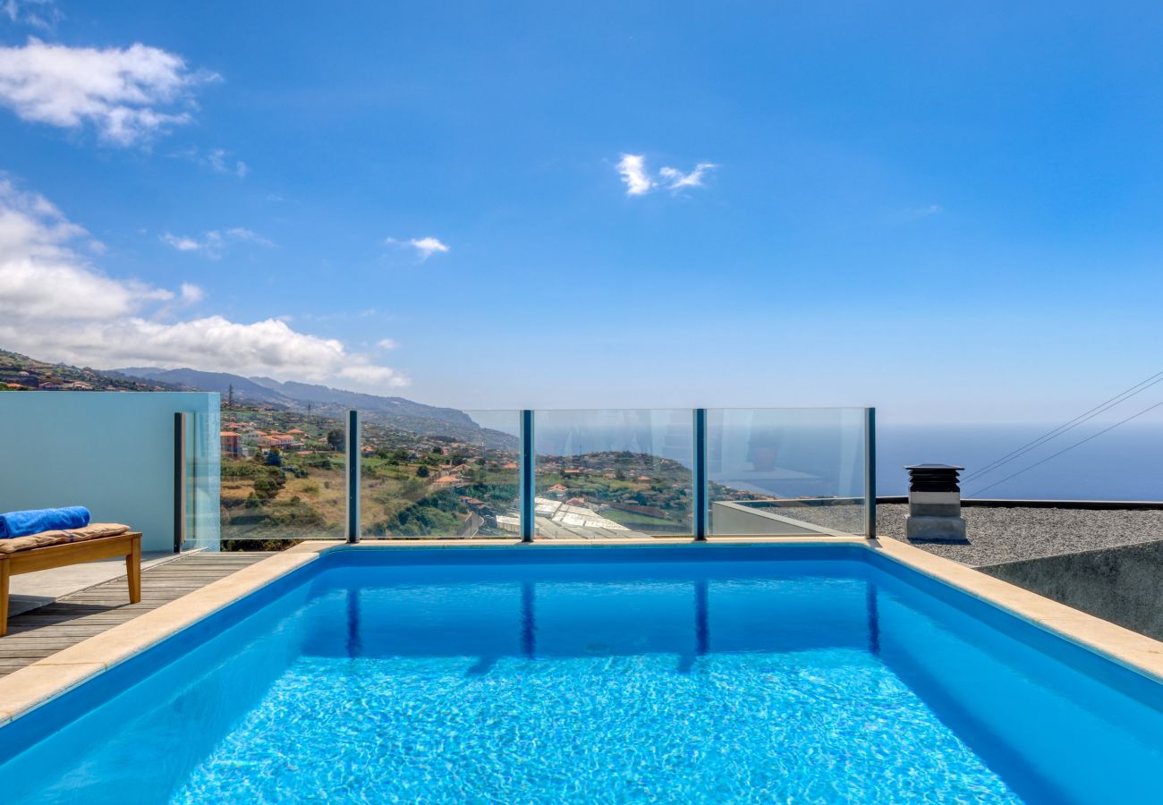 House in Ponta do Sol - Blue House, a Home in Madeira