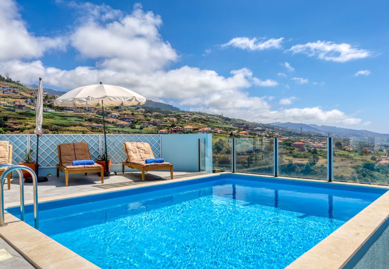 House in Ponta do Sol - Blue House, a Home in Madeira